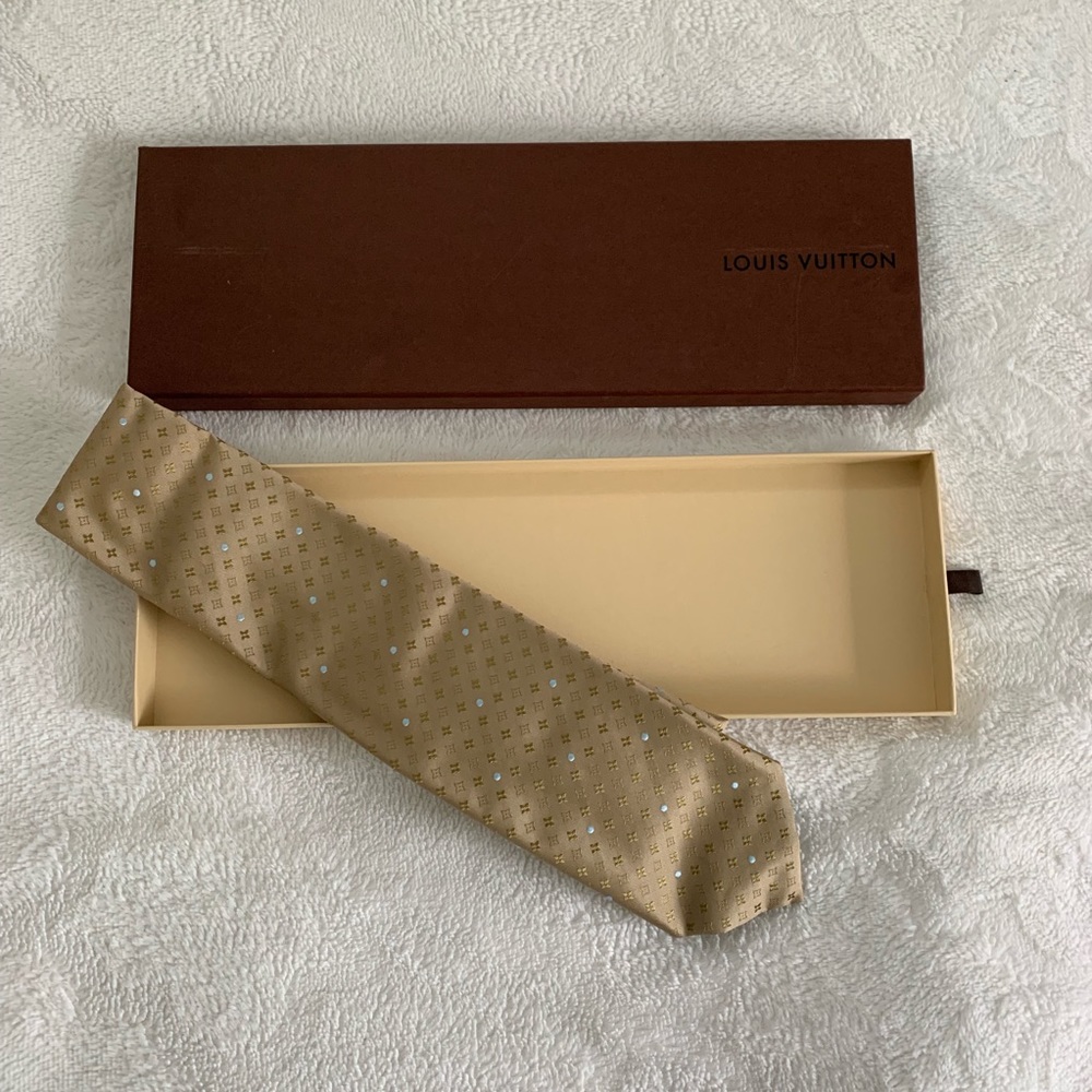 LOUIS VUITTON silk tie